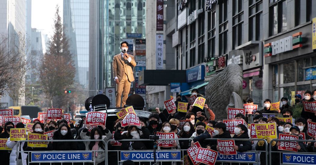 The New Political Cry in South Korea: ‘Out With Man Haters’