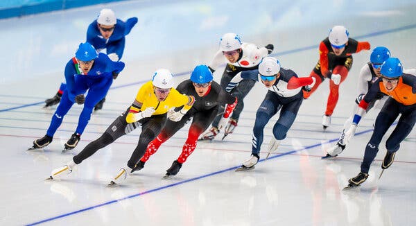 Olympics Live Updates: U.S. Speedskater Is Fourth, by Millimeters, in Mass Start