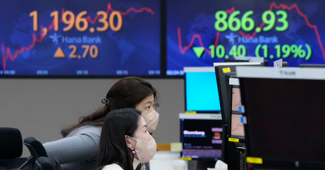 Stocks and Energy Markets Whipsaw After Russian Attack on Ukraine