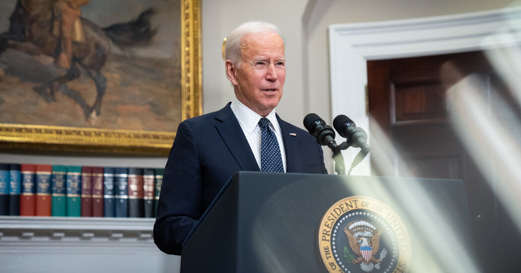 Wooing Allies, Publicizing Putin’s Plans: Inside Biden’s Race to Prevent War