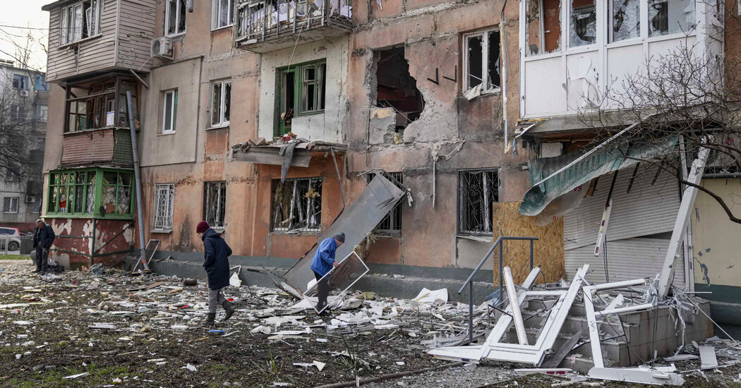 ‘Just Put the Body Outside.’ The Bloody Siege of Mariupol