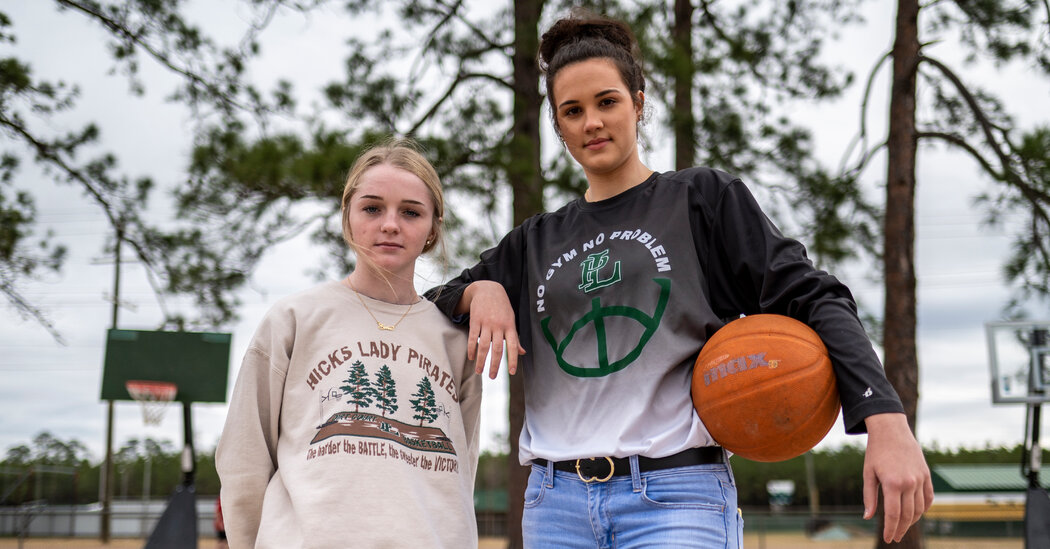 This State Champion Girls’ Basketball Team Practiced on a Dirt Court