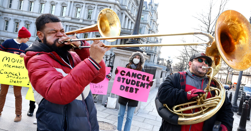 The Student Loan Pause Is Set to End Soon. That Looks Unlikely.