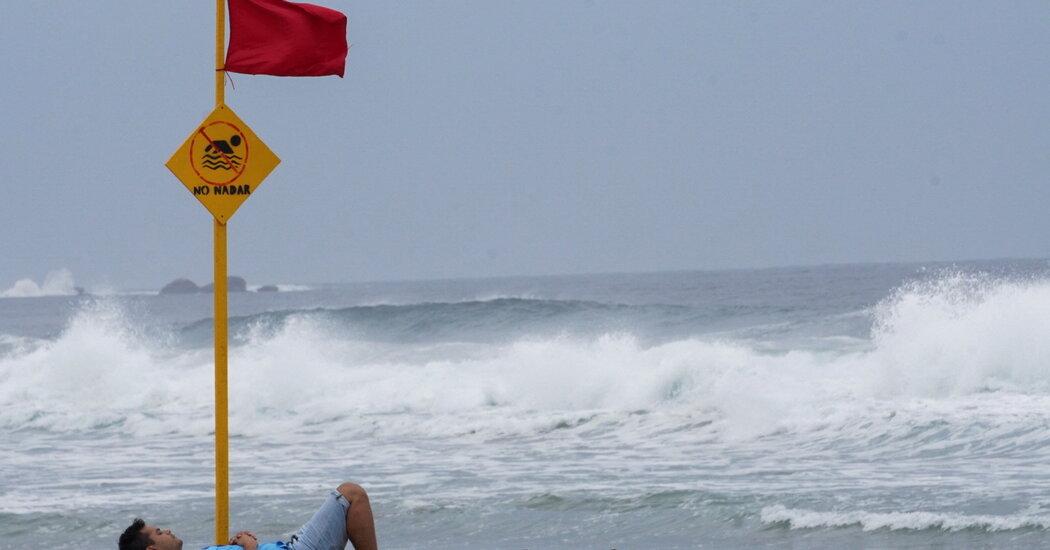 Agatha, Now a Hurricane, Heads to the Mexican Coast