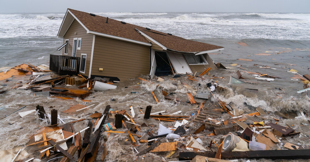 Beach Houses on the Outer Banks Are Being Swallowed by the Sea