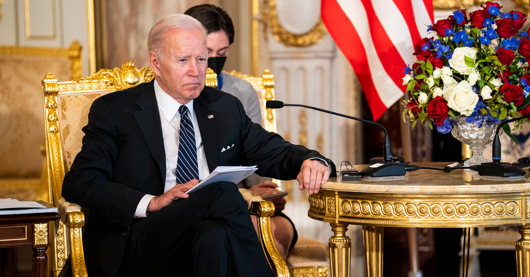 Biden Veers Off Script on Taiwan. It’s Not the First Time.