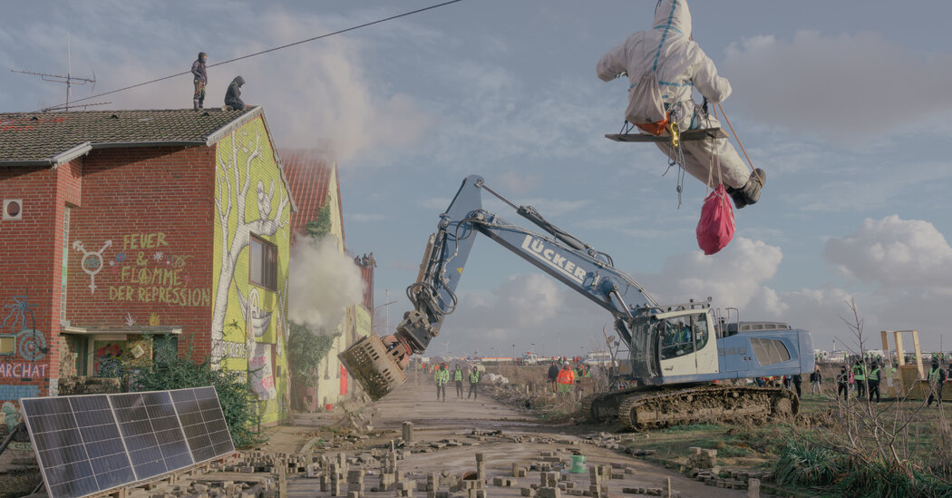 German Village at Center of a Fight Over Coal and Climate Is Cleared Out