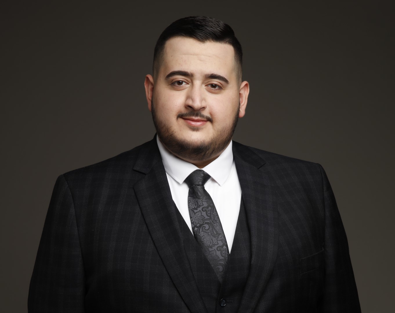 How Living Between Europe and the Middle East Shaped My Global Outlo